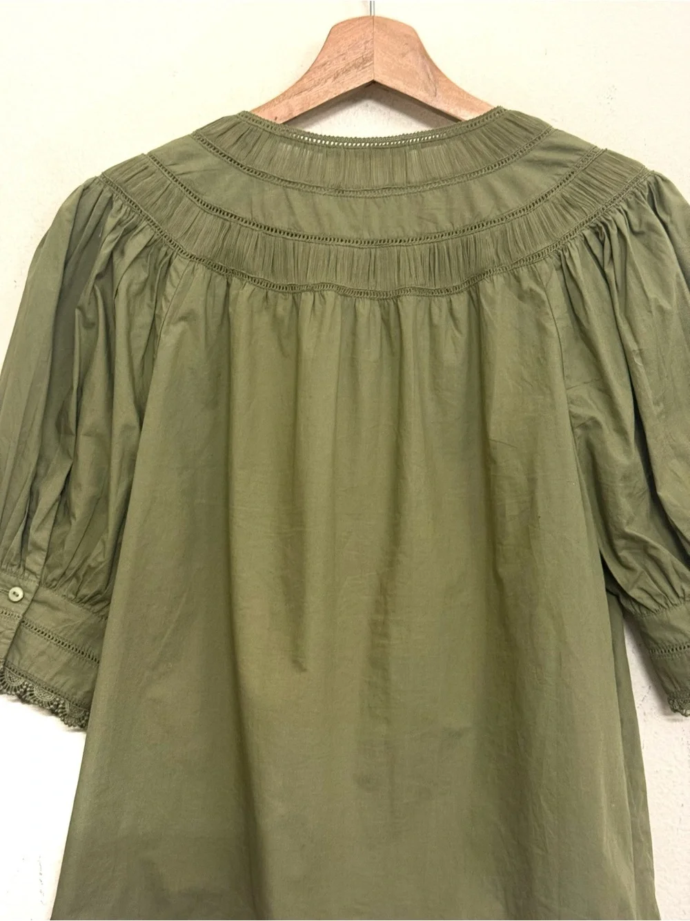 NWT Ulla Johnson Dylan Pintuck Peasant Blouse in Olive Green Size 4